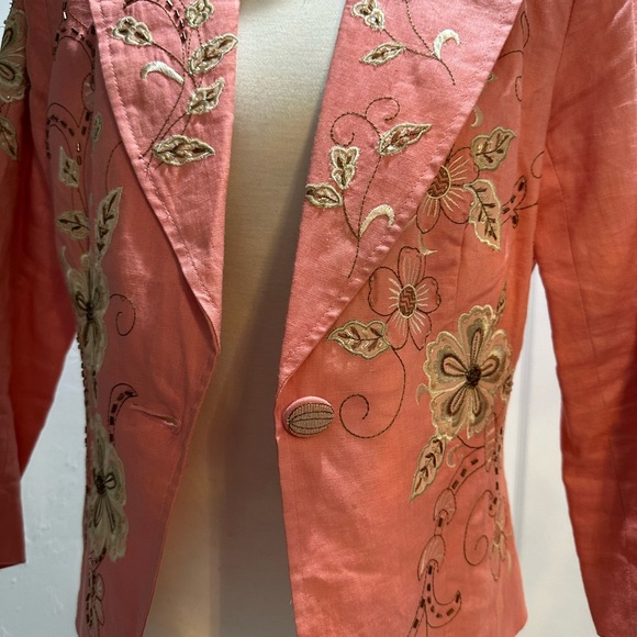  coral jacket with embroidery - Picture 2 of 8